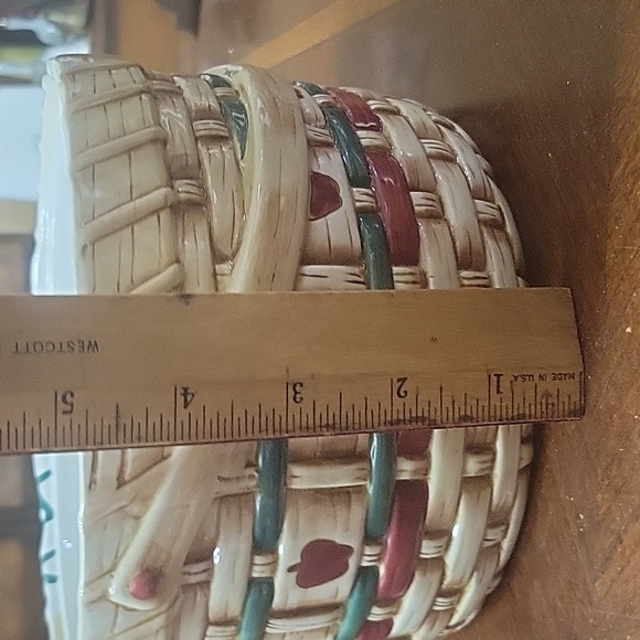 Heartfelt Kitchen Creations Apple Canister - Picture 8 of 9